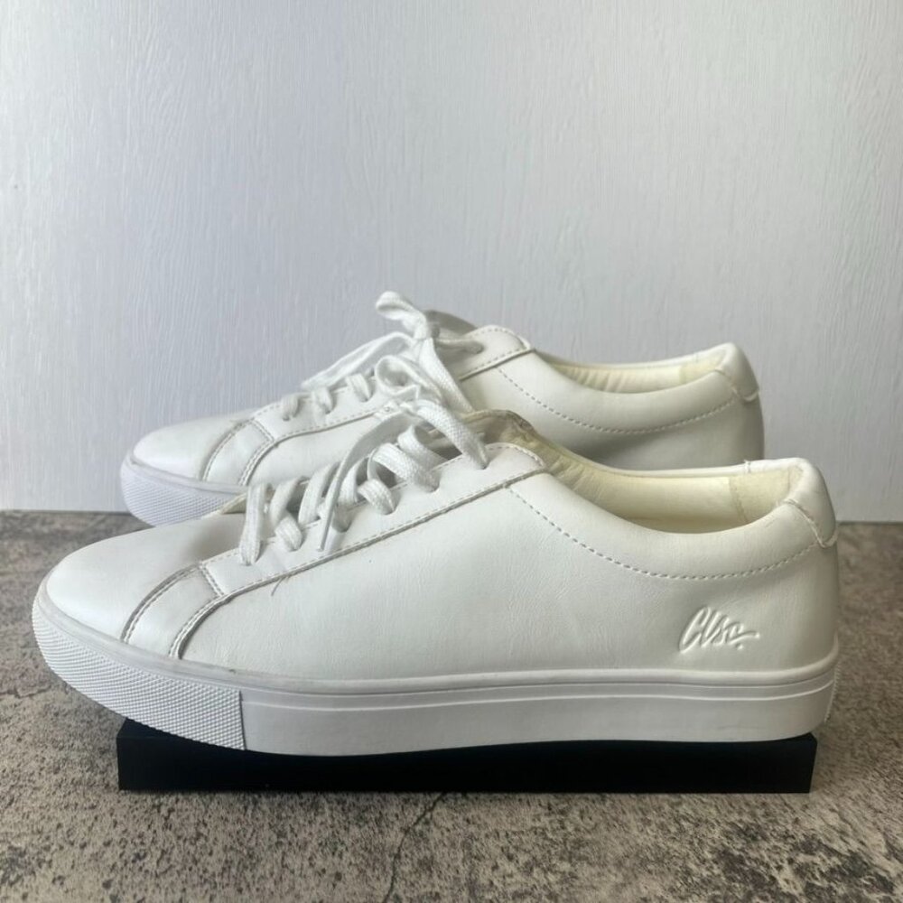 Classic (Clsc)  White Leather Mens Sneakers Size 8.5
